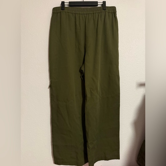 Madewell Straight Cargo Pants in Softdrape - Picture 6 of 10